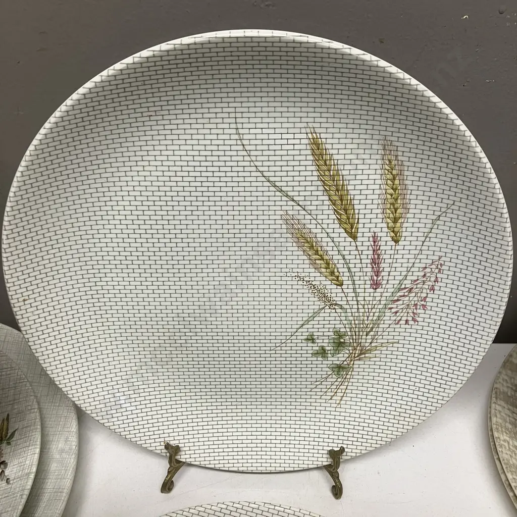 Crown Lynn Seagrass Plates, Forest Glade Plates, Roydon Harvest Bowls & Plates, Sunburst Saucers Image 1++
