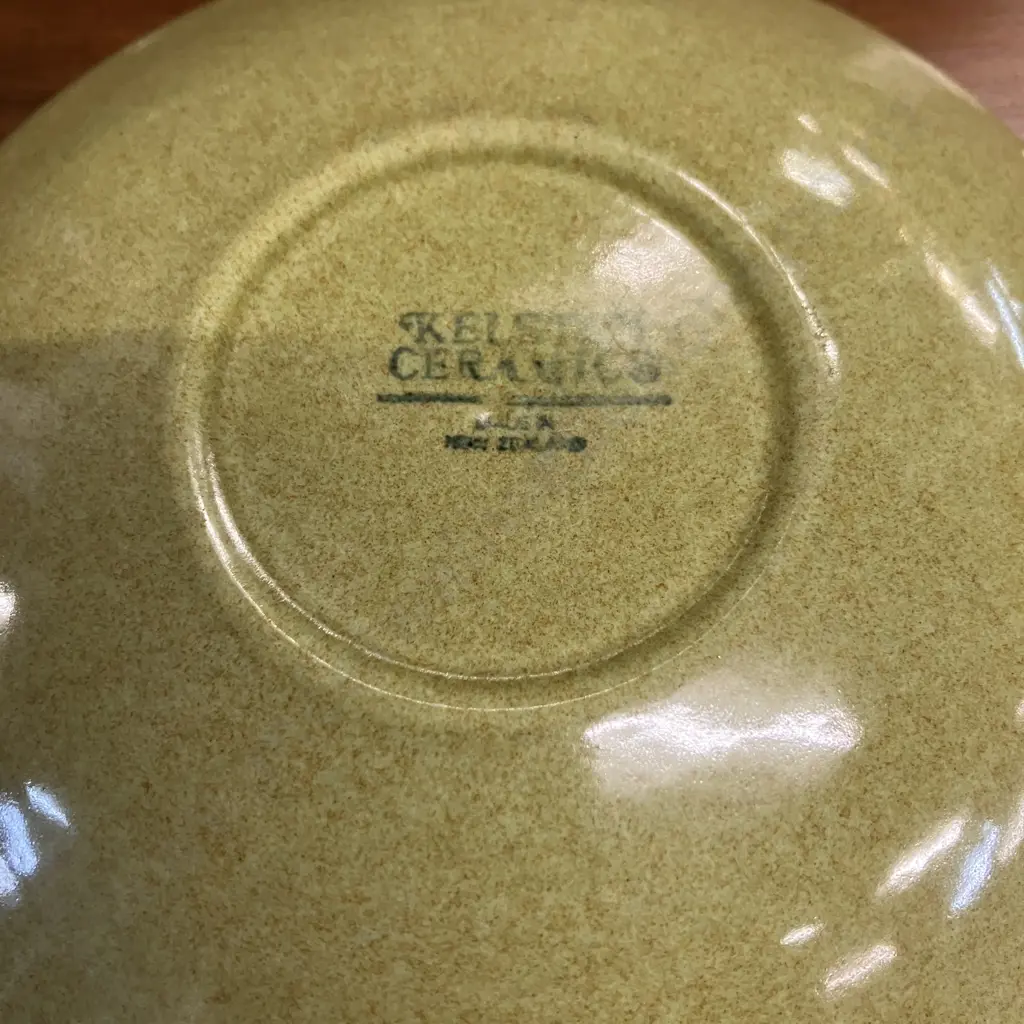 Hard To Find Crown Lynn Green & Brown Colour Cup & Saucer Duos x 4 Image 1++