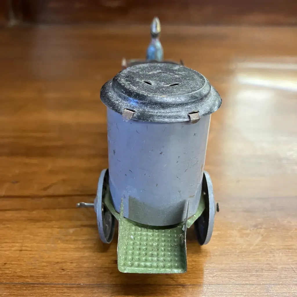 Vintage 1930's Germany Stamped Tin Toy Fire Truck. 6.5 x 13.5cm Image 1++