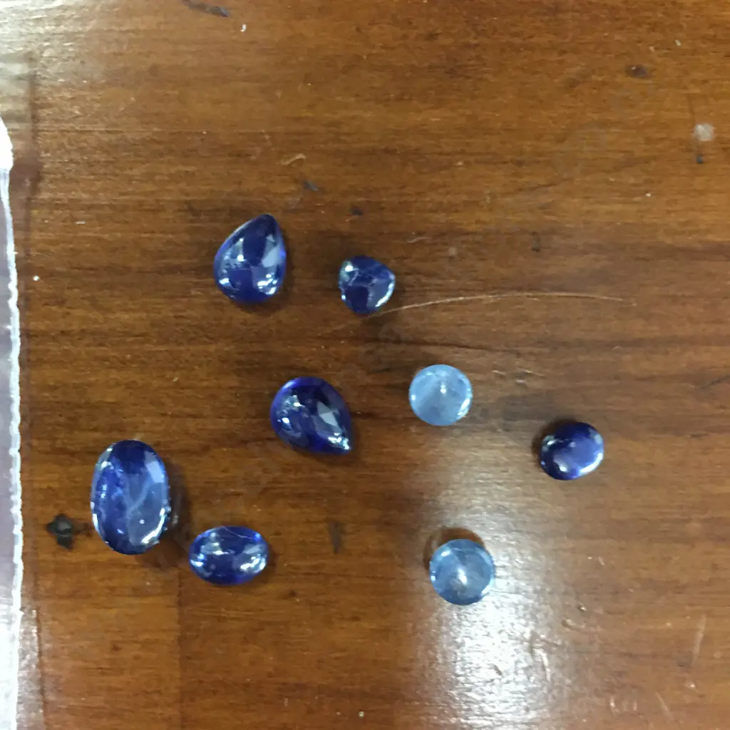 Sapphire 10Ct Cabochone Image 1++