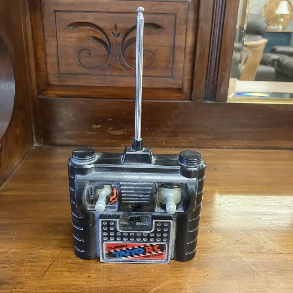 Vintage 80's Taiyo Super Fight F-1 R/C Car With Turbo Controller (40MHz) 1/12 Scale, Tyco Japan Image 1++