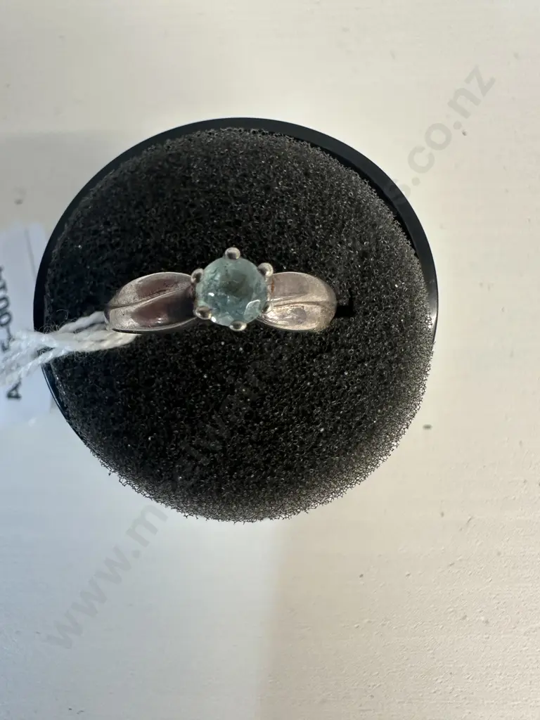 Silver Ring Stamped 925 With Topaz Gemstone Image 1++