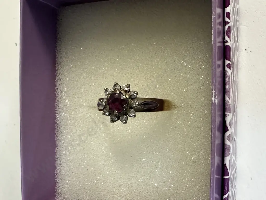 Gold Ring With Garnett & Diamonds Not Stamped But Tested Image 1++