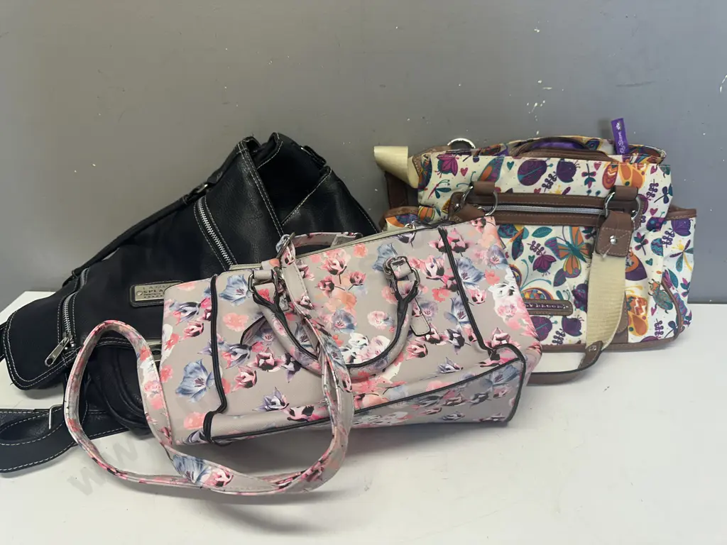 Selection of Ladies Handbags Including Lily Bloom, L.A. Colour, Ruby Kit Image 1++