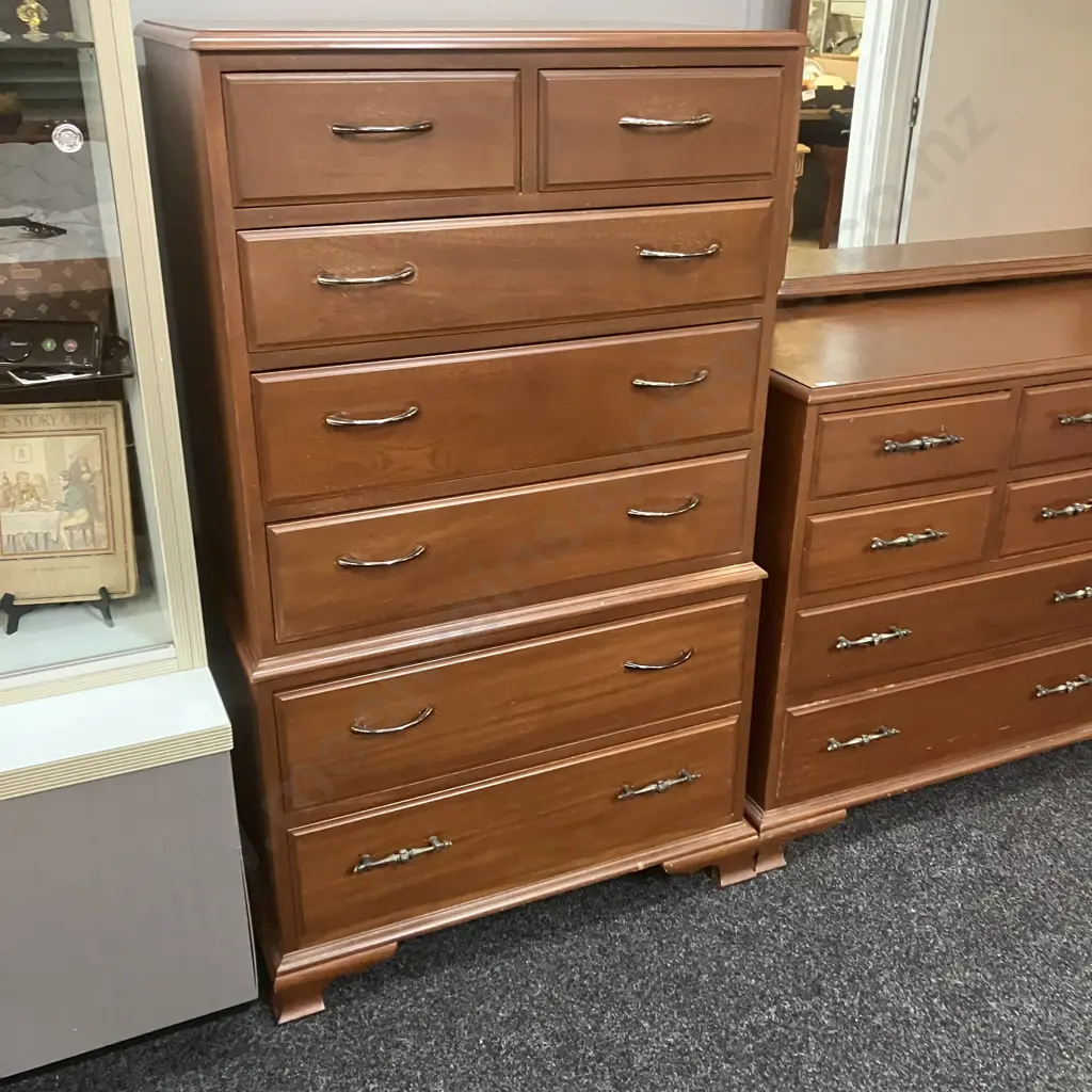 Mahogany 7 Drawer Tallboy. H131 W75 D46cm Image 1++