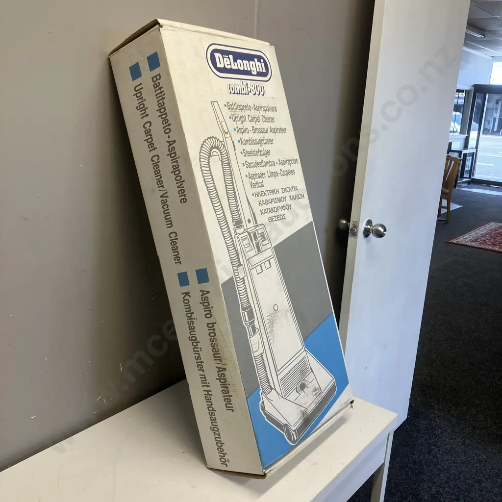 Delonghi Combi.800 Upright Carpet Cleaner / Vacuum Cleaner, Boxed (Italy) Image 1++