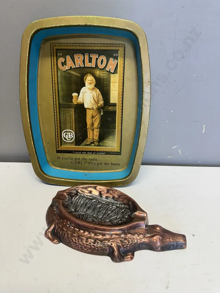 Vintage Carlton Advertising Tray & Victoria Falls Souvenir Crocodile Ashtray Image 1++