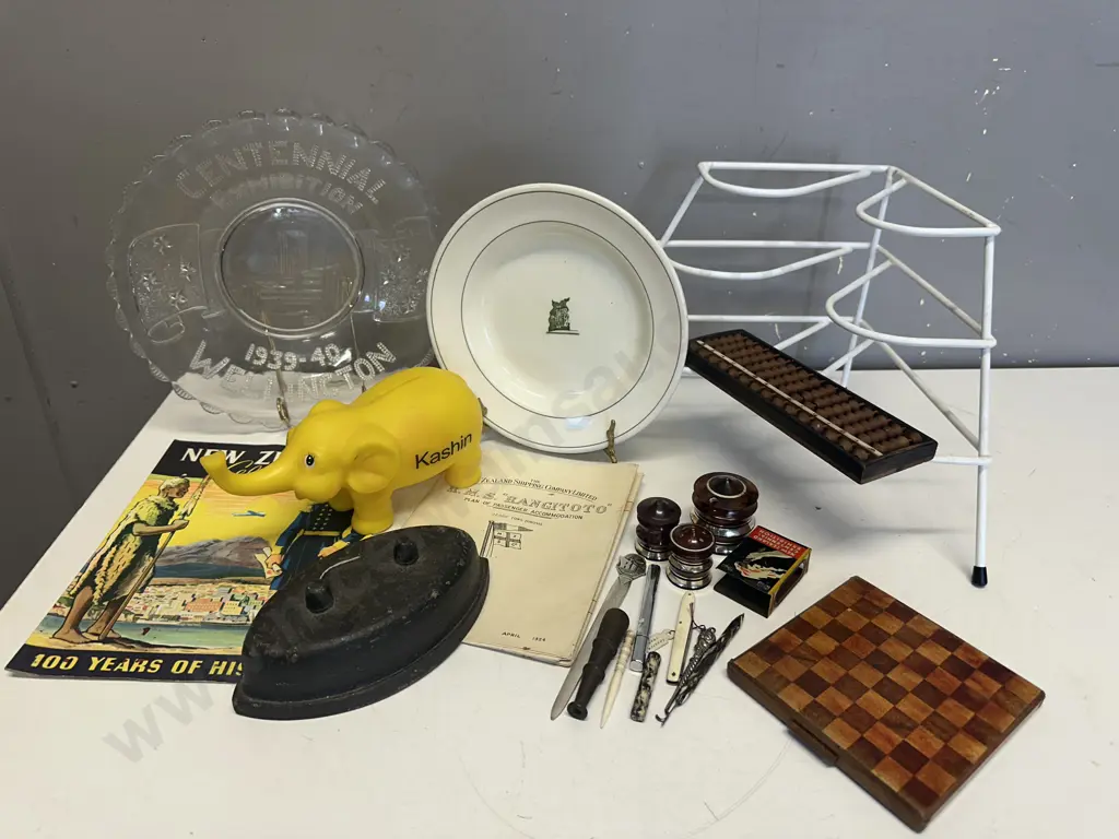 Assorted Vintage Items Including Centennial Exhibition Plate 1939-40 Etc Image 1++