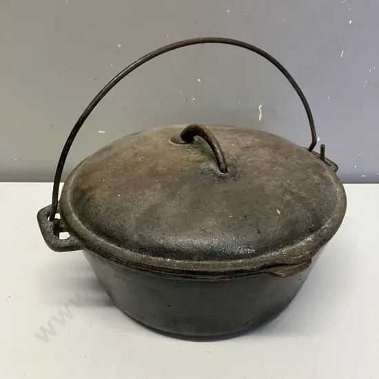 Cast Iron Dutch Oven