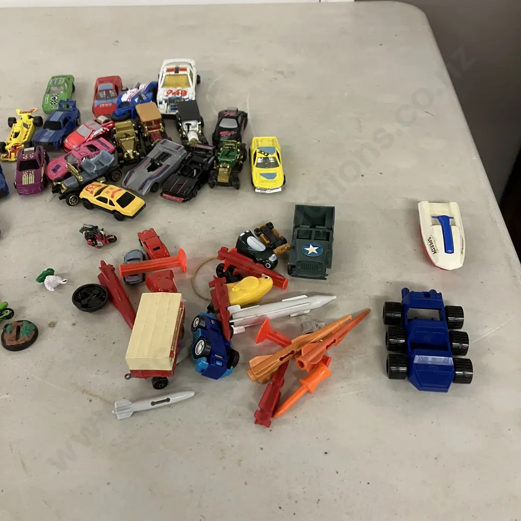 Assorted Toy Cars - Majorette Fiat 127 No 203 With Dog, Corgi, Matchbox, Yatming, Etc & Assorted Planes Image 1++