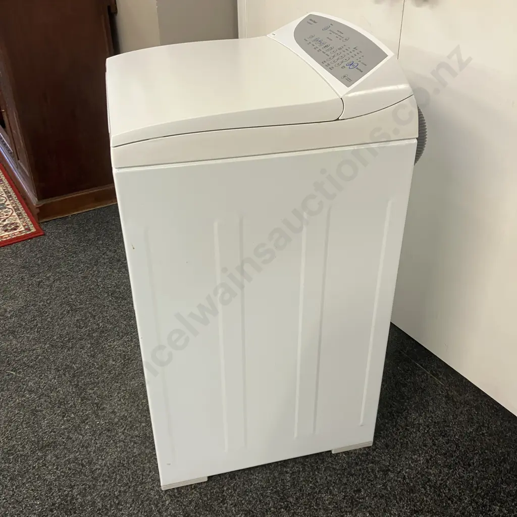Fisher & Paykel 5.5kg WashSmart Top Load Washing Machine, Model WA55T56GW1, #EHG451980 Image 1++
