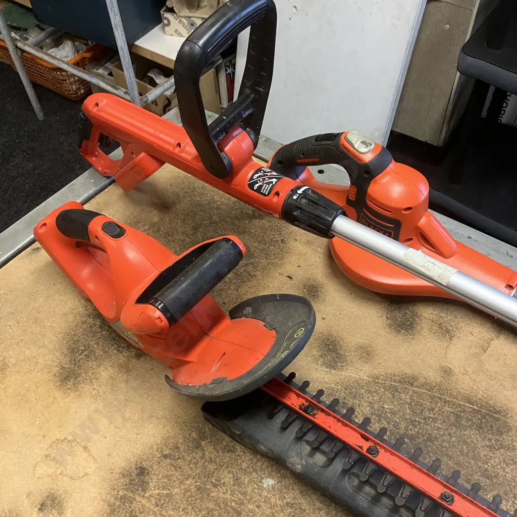 Black & Decker 18V Cordless Tools - Drill PS18-XE, Blower, Hedge Trimmer, Line Trimmer, Batteries & Chargers Image 1++