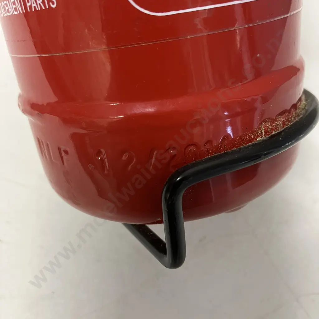 1.0kg Dry Powder Type Extinguisher & Vehicle Bracket Image 1++
