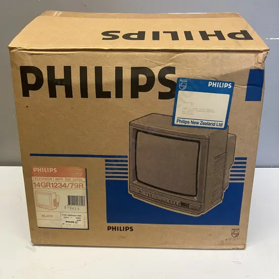 Vintage New In Box Phillips 14" TV - Model 14GR1234/79R