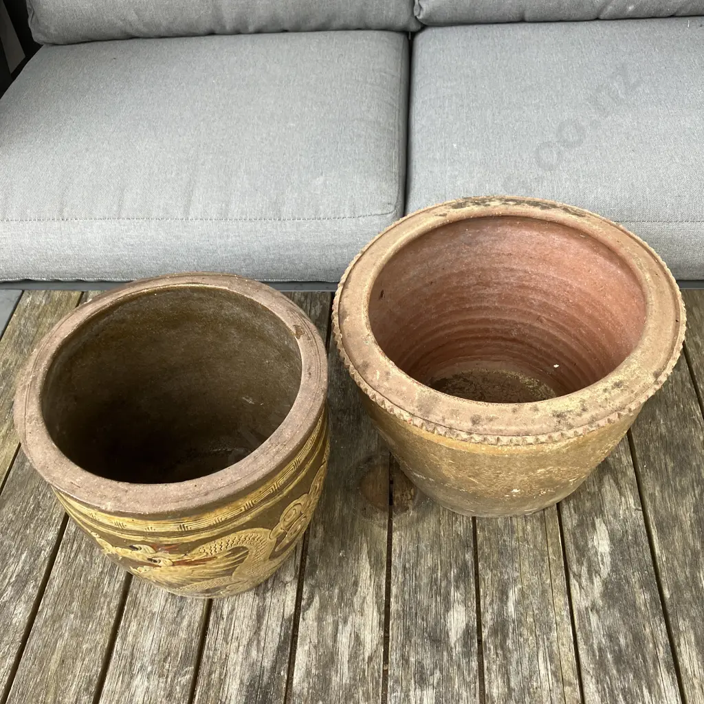 Pair of Dragon Pots Image 1++