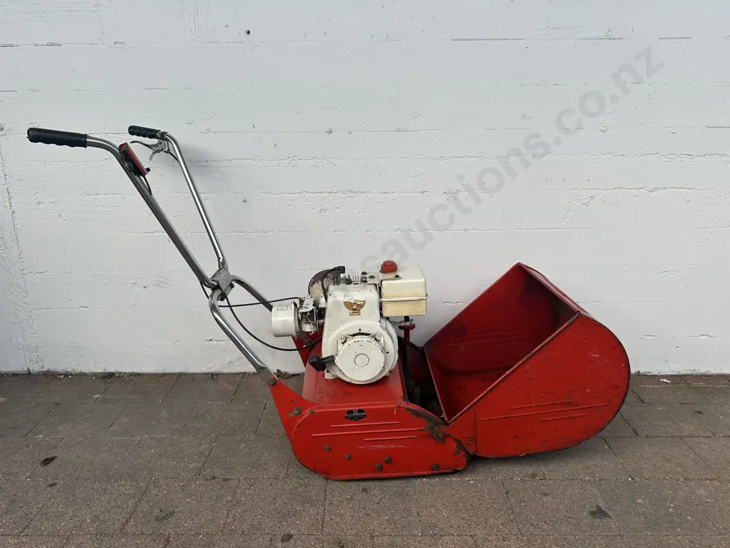Morrison 16" Olympis Reel Mower Image 1++