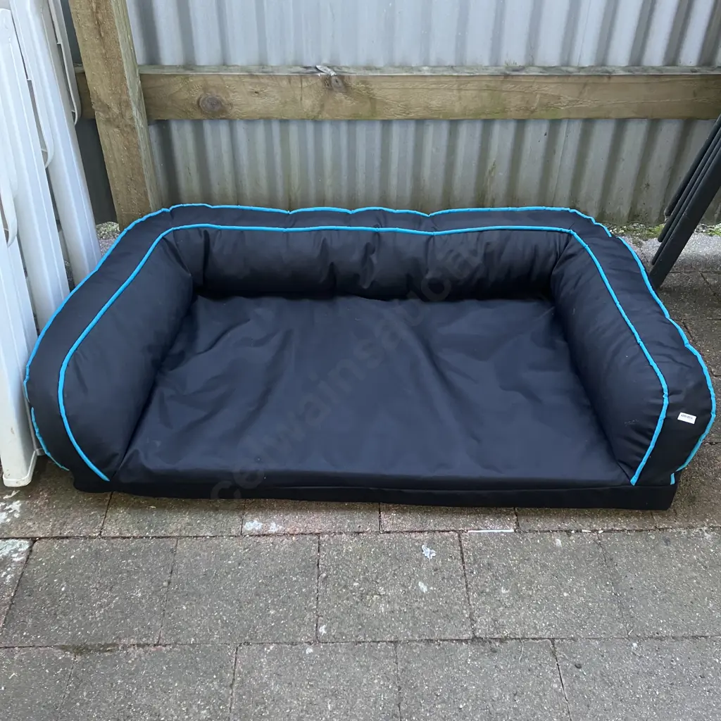 Petzone Sofa Bed With Memory Foam Topper. H26 W110 D70cm Image 1++
