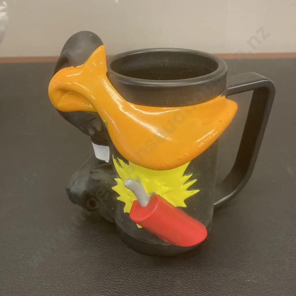 Vintage 1990's Looney Tunes Mugs - Exploding Daffy Duck & Wile E. Coyote Image 1++