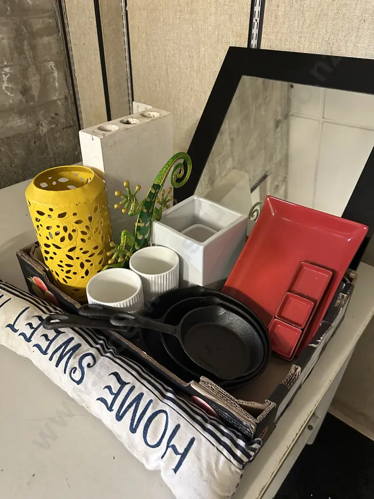 Box Lot Wall Art, Cast Iron Skillets, Mirror, Pots Etc Image 1++