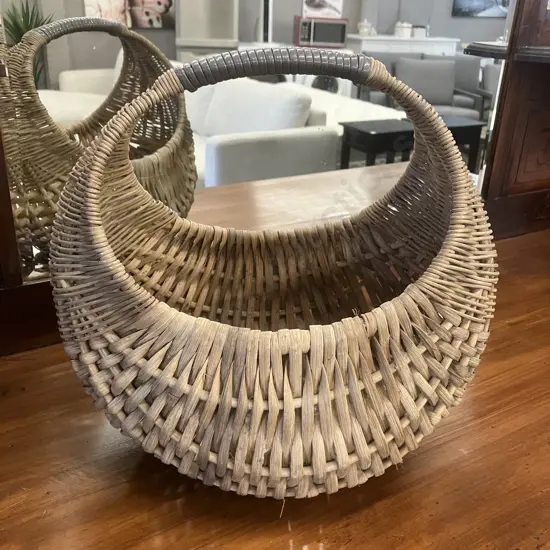 Retro Cane Banana Basket