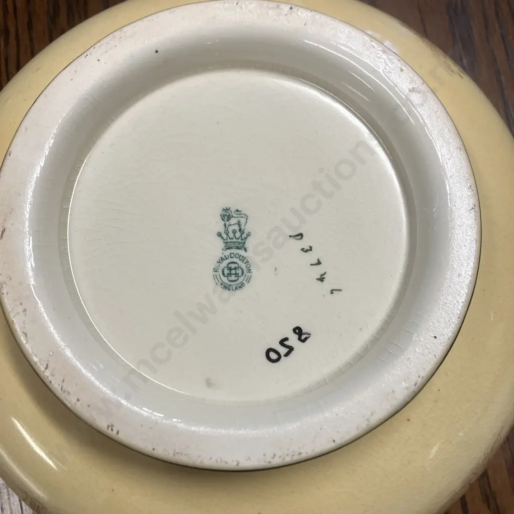 Antique Royal Doulton Shakespeare Series Ware "Falstaff" Bowl. Dia 23cm (1912-1928) Image 1++
