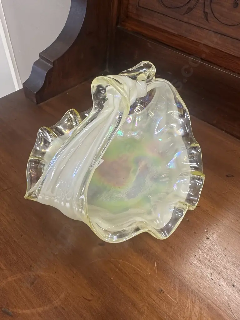 Murano Glass Style Basket. 14 x 20cm Image 1++