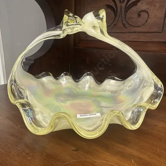 Murano Glass Style Basket. 14 x 20cm