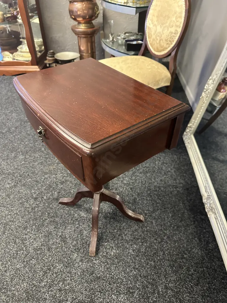 Mahogany Single Drawer Pedestal Hall Table H65,W48,D35cm. Image 1++