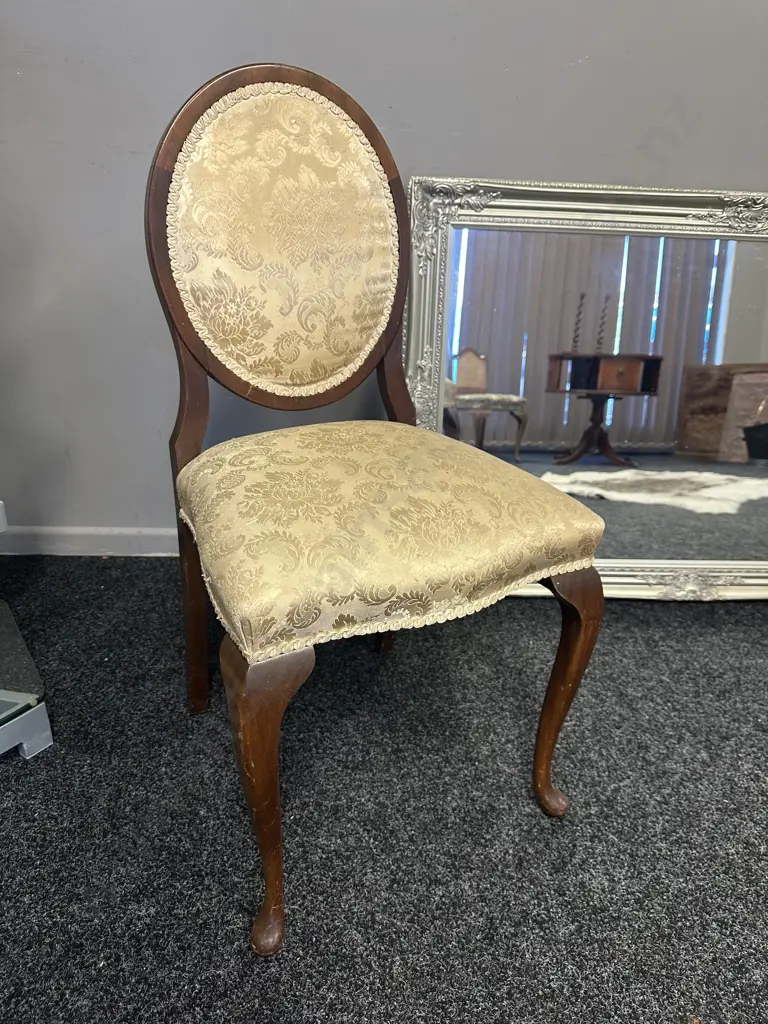 Vintage Queen Anne Mahogany Ladies Vanity Chair Butter Cream Upholstery Image 1++