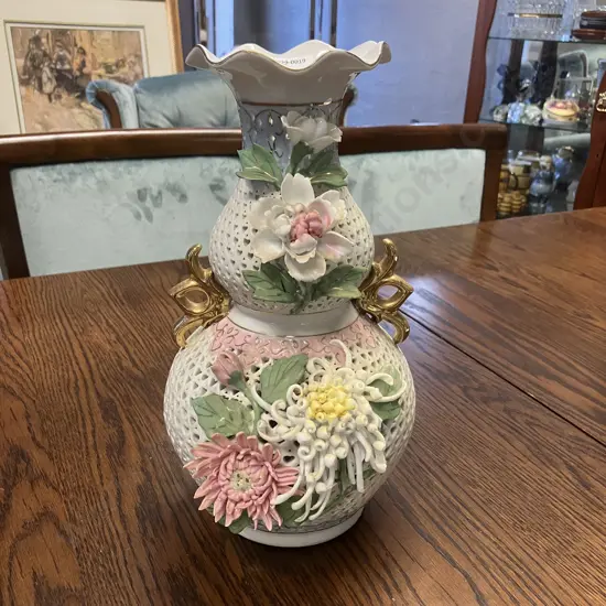 Large Reticulated Chrysanthemum Chinese Porcelain Vase With Gilded Handles. H33.5cm