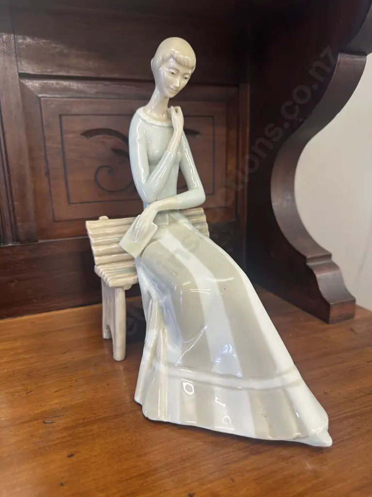 Spanish Porcelain Figurine. H26cm Image 1++