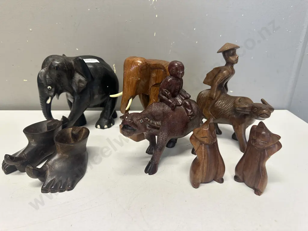Assorted Wood Ware Including Elephants Image 1++