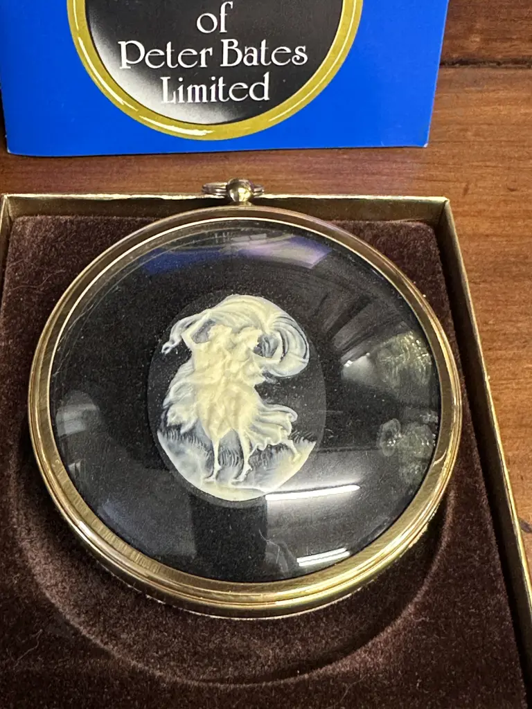 Vintage Peter Bates Miniature Nymphs In Cameo, Boxed Image 1++