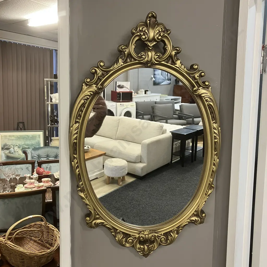 Vintage Gold Ornate Wall Mirror By Mirror Craft New Zealand. 69 x 43cm Image 1++