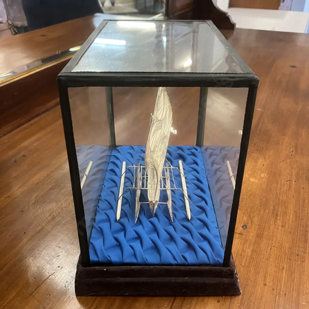 Silver Filigree Model Canoe With Sail & Outriggers In Display Case. H20 W24 D15cm Image 1++