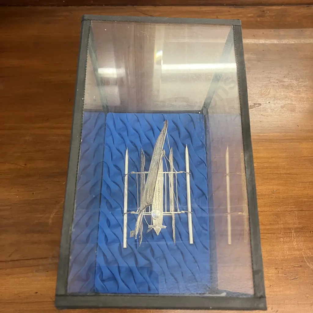 Silver Filigree Model Canoe With Sail & Outriggers In Display Case. H20 W24 D15cm Image 1++
