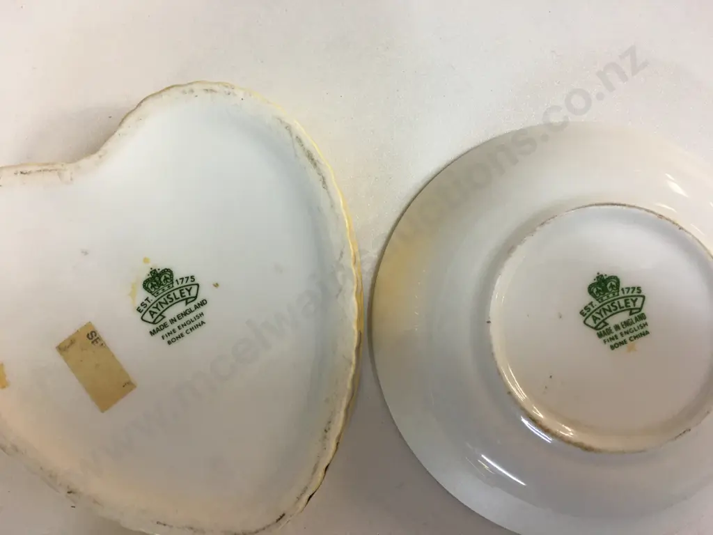 Aynsley D Jones Heart Shaped Trinket Dish & Round Small Dish Image 1++