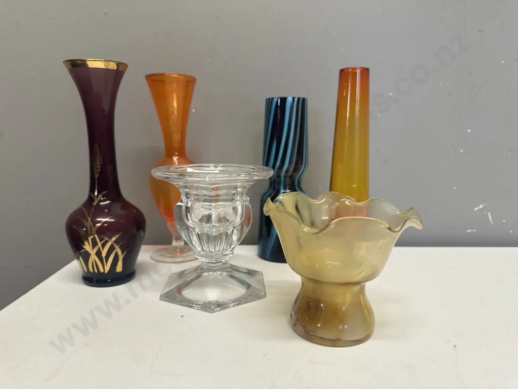 Selection of Vases Including Murano, Royal Doulton Etc With Art Glass Dish Image 1++