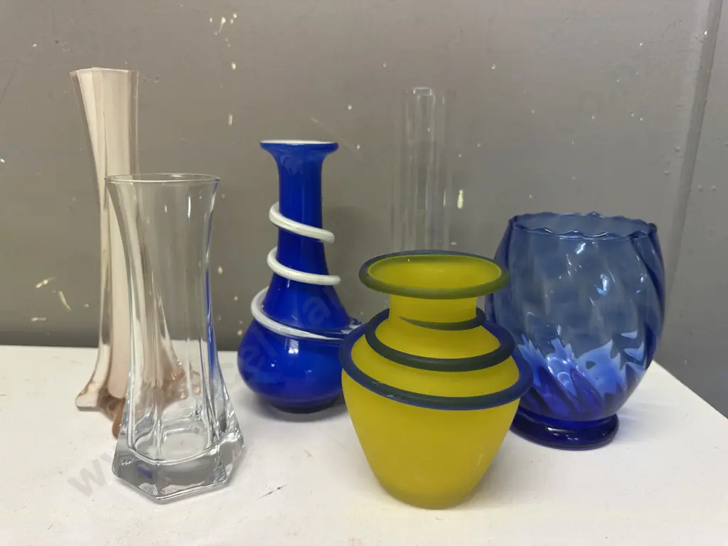 Selection Of Art Glass Vases Including Bud Vases Image 1++