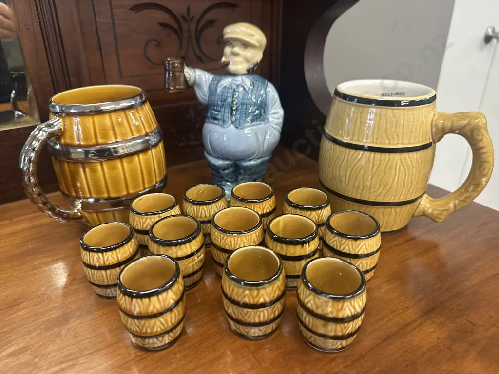 Golfer Decanter, Wade & Kravsko Steins, Ceramic Barrels Image 1++