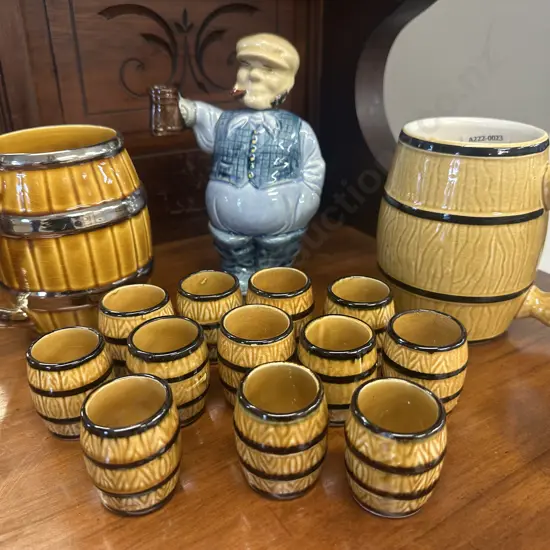 Golfer Decanter, Wade & Kravsko Steins, Ceramic Barrels