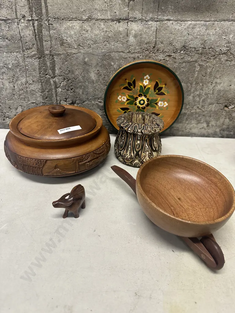 Selection of Wooden Ware, Punga Vase, Wheelbarrow Etc Image 1++