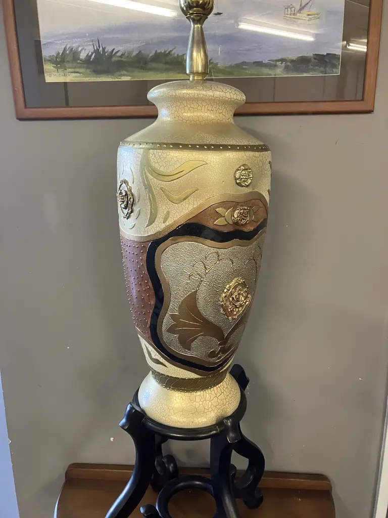 Large Ornate Ceramic Lamp With Wood Base Attached (Needs Plug & Lead) H105cm Image 1++
