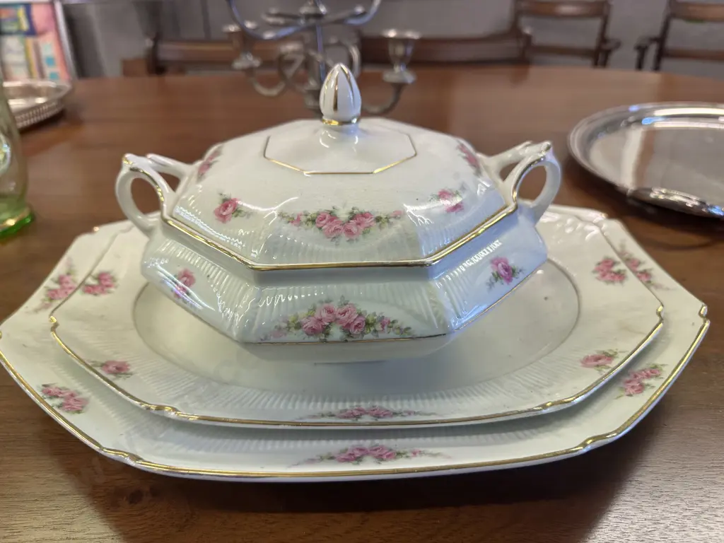 Hughes Longport England Serving Platters x2 & Lidded Tureen #3466 Image 1++