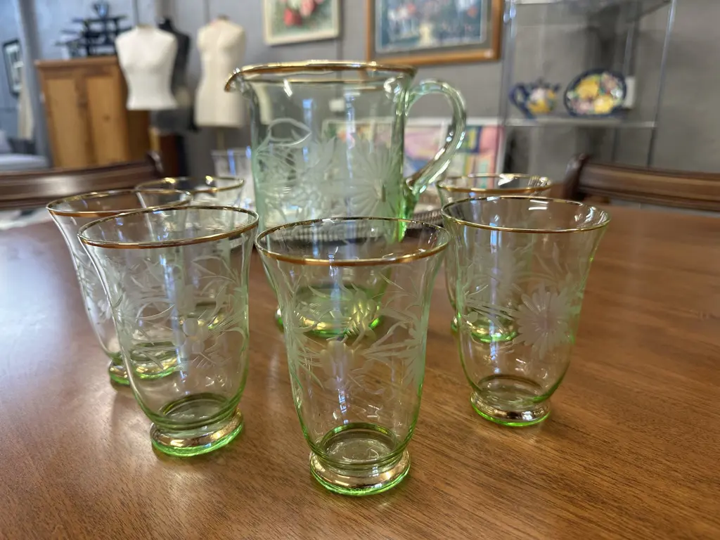 Vintage Green Glass Pitcher & Six Glasses Floral Etching & Gold Rims Image 1++