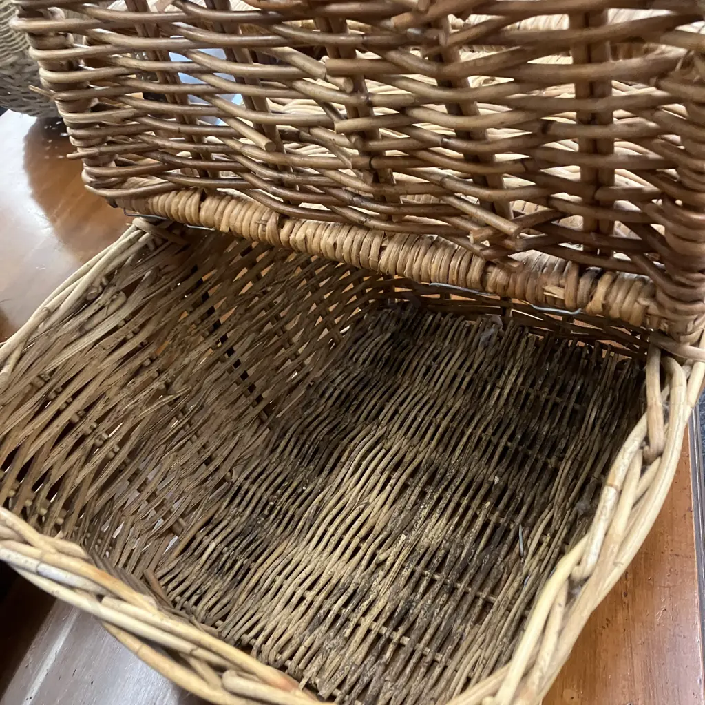 Vintage Cane Picnic Hamper Image 1++
