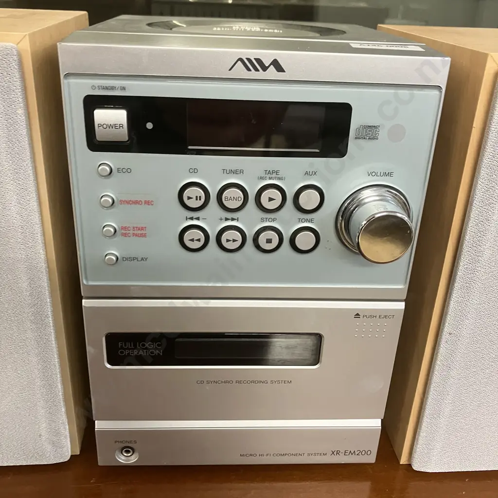 Aiwa Micro Hi-Fi System XR-EM200 With Instruction Manual & Jazz & Blues Christmas CD Image 1++