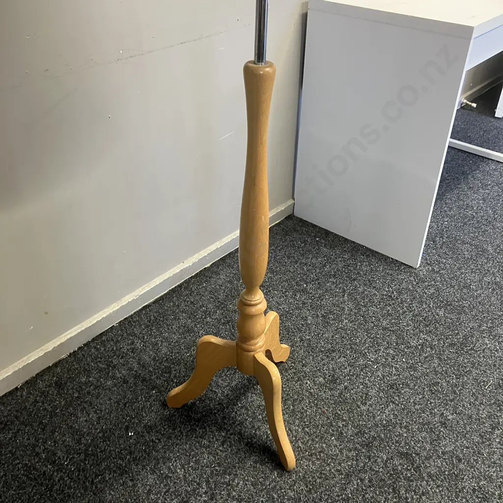Female Body Form With Wooden Base. 145cm Image 1++