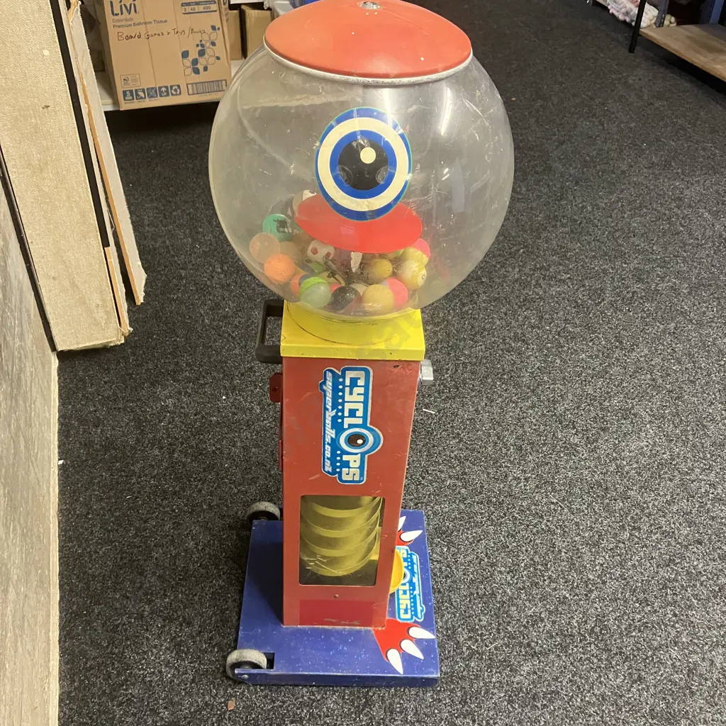 Cyclops Superball "Bouncy Ball" Spiral Vending Machine (No Keys) H116cm, As Found Condition Image 1++