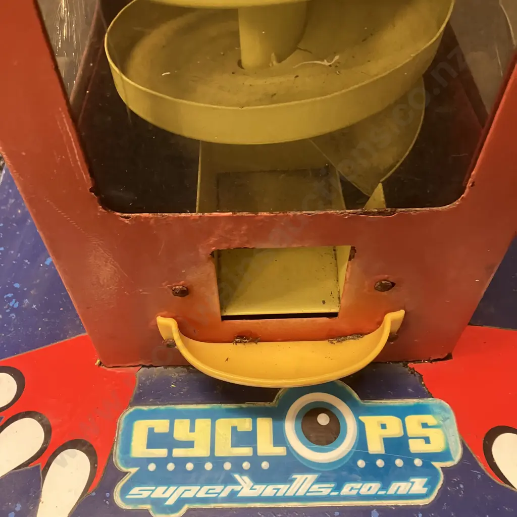 Cyclops Superball "Bouncy Ball" Spiral Vending Machine (No Keys) H116cm, As Found Condition Image 1++